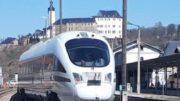 ICE-TD im Bahnhof Greiz