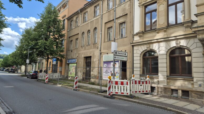 Schrottimmobilie Carolinenstr. Greiz (Foto: HBV; CR007)
